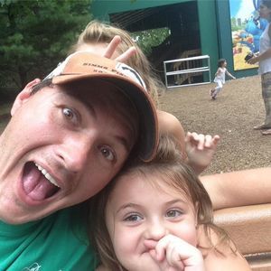 Meet your Posher, Wayne